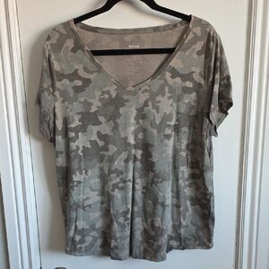 Sonoma Camouflage V-Neck Short Sleeve Top